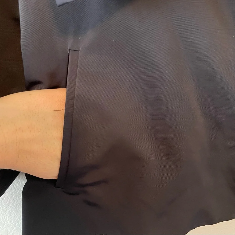 Club Monaco Cropped Puff Sleeve Nylon Cape Style Jacket